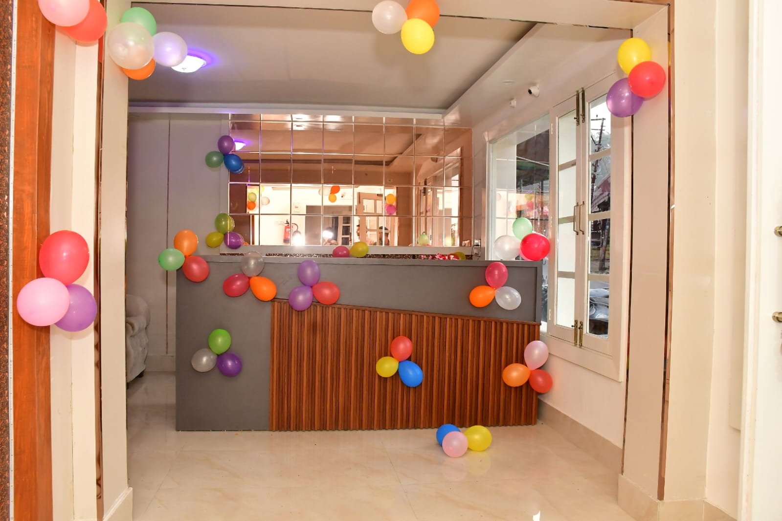 Vybent Hotel Kainchi Dham